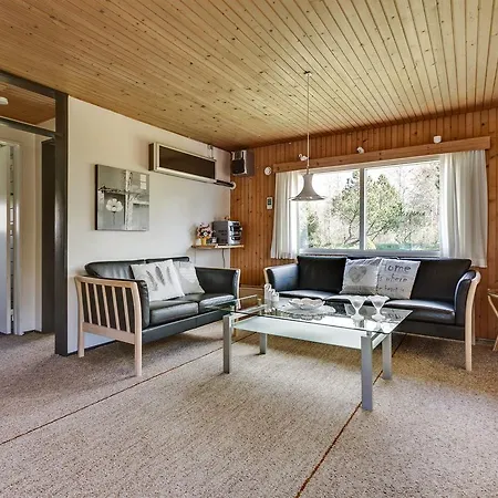 Casa vacanze Two-bedroom Holiday In